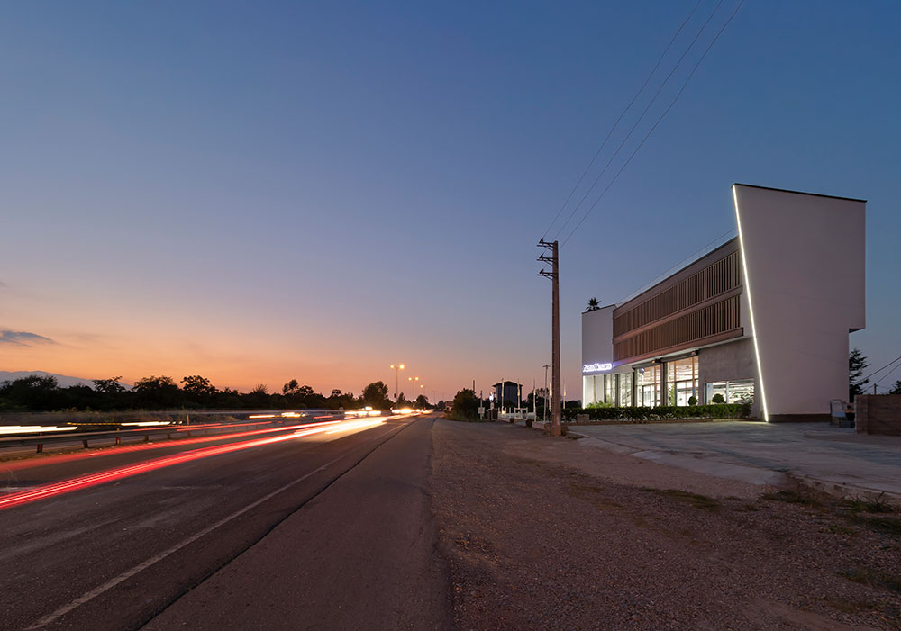 picture no. 18 of Auto Hesam project, designed by Mohammad Reza Kohzadi